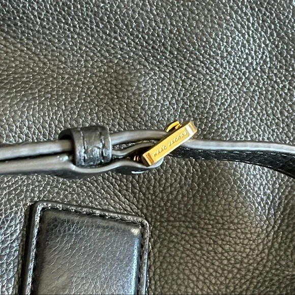 Marc Jacobs Black Leather Empire City Leather Structured Top Handle Tote Bag - Picture 15 of 16